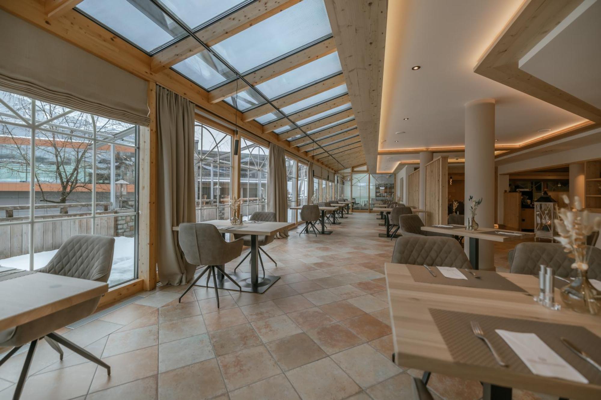 Kerschdorfer - Wohlfuehlhotel Garni - Adults Only Kaltenbach Exterior photo