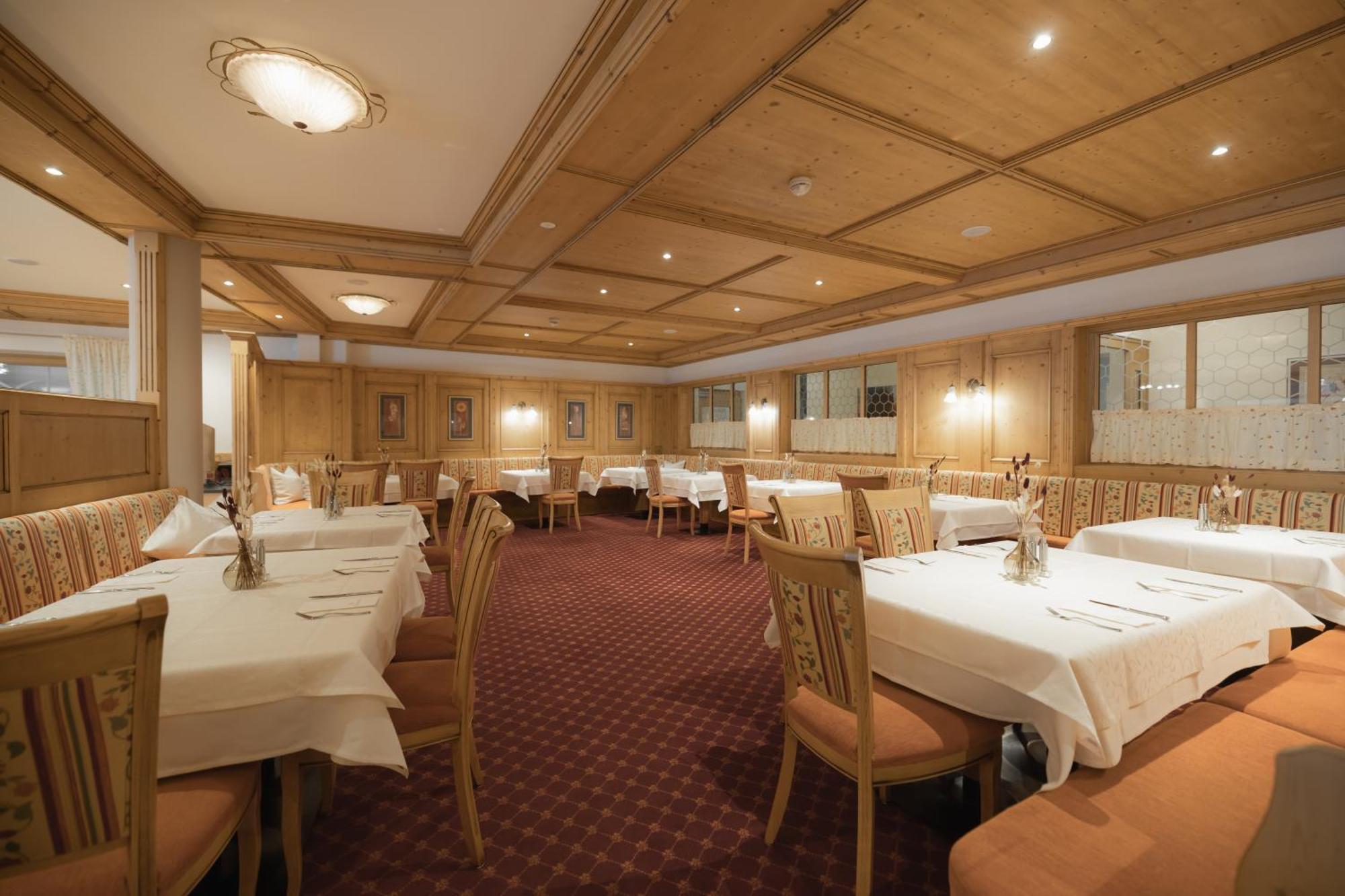 Kerschdorfer - Wohlfuehlhotel Garni - Adults Only Kaltenbach Exterior photo