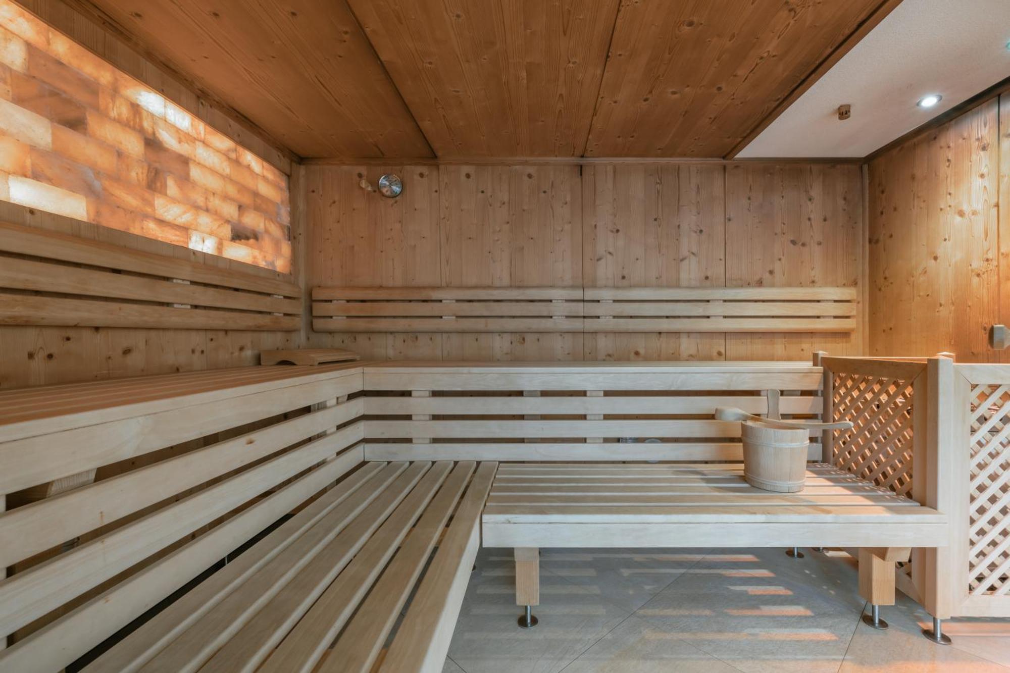 Kerschdorfer - Wohlfuehlhotel Garni - Adults Only Kaltenbach Exterior photo