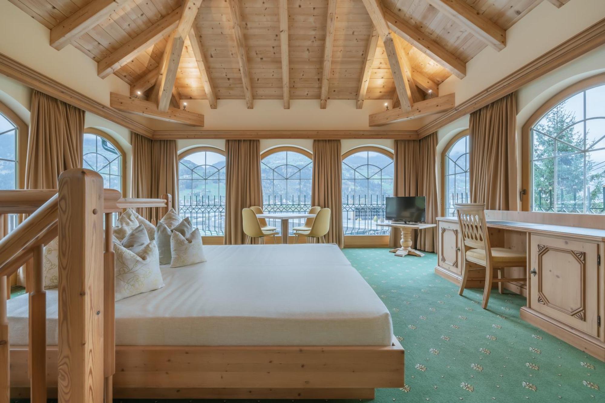 Kerschdorfer - Wohlfuehlhotel Garni - Adults Only Kaltenbach Exterior photo
