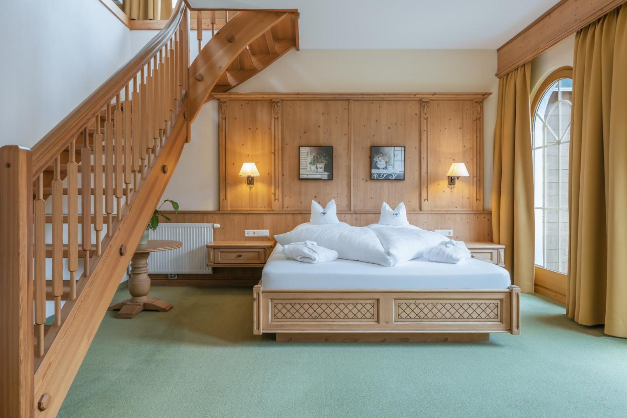 Kerschdorfer - Wohlfuehlhotel Garni - Adults Only Kaltenbach Exterior photo