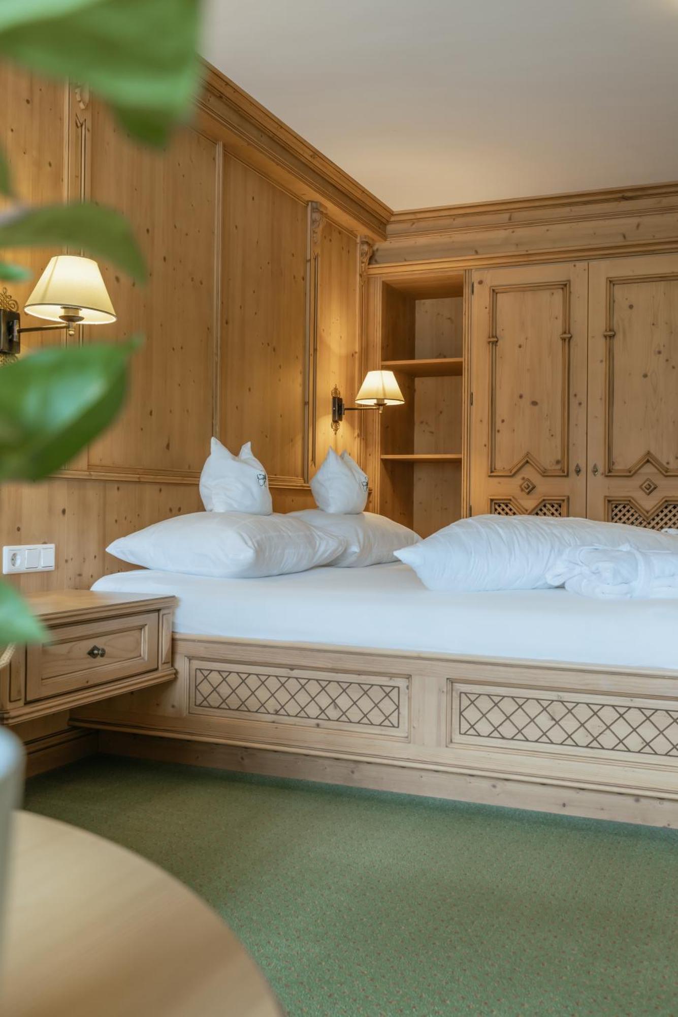 Kerschdorfer - Wohlfuehlhotel Garni - Adults Only Kaltenbach Exterior photo