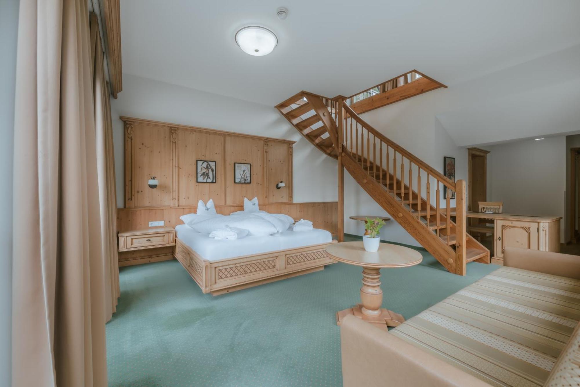 Kerschdorfer - Wohlfuehlhotel Garni - Adults Only Kaltenbach Exterior photo