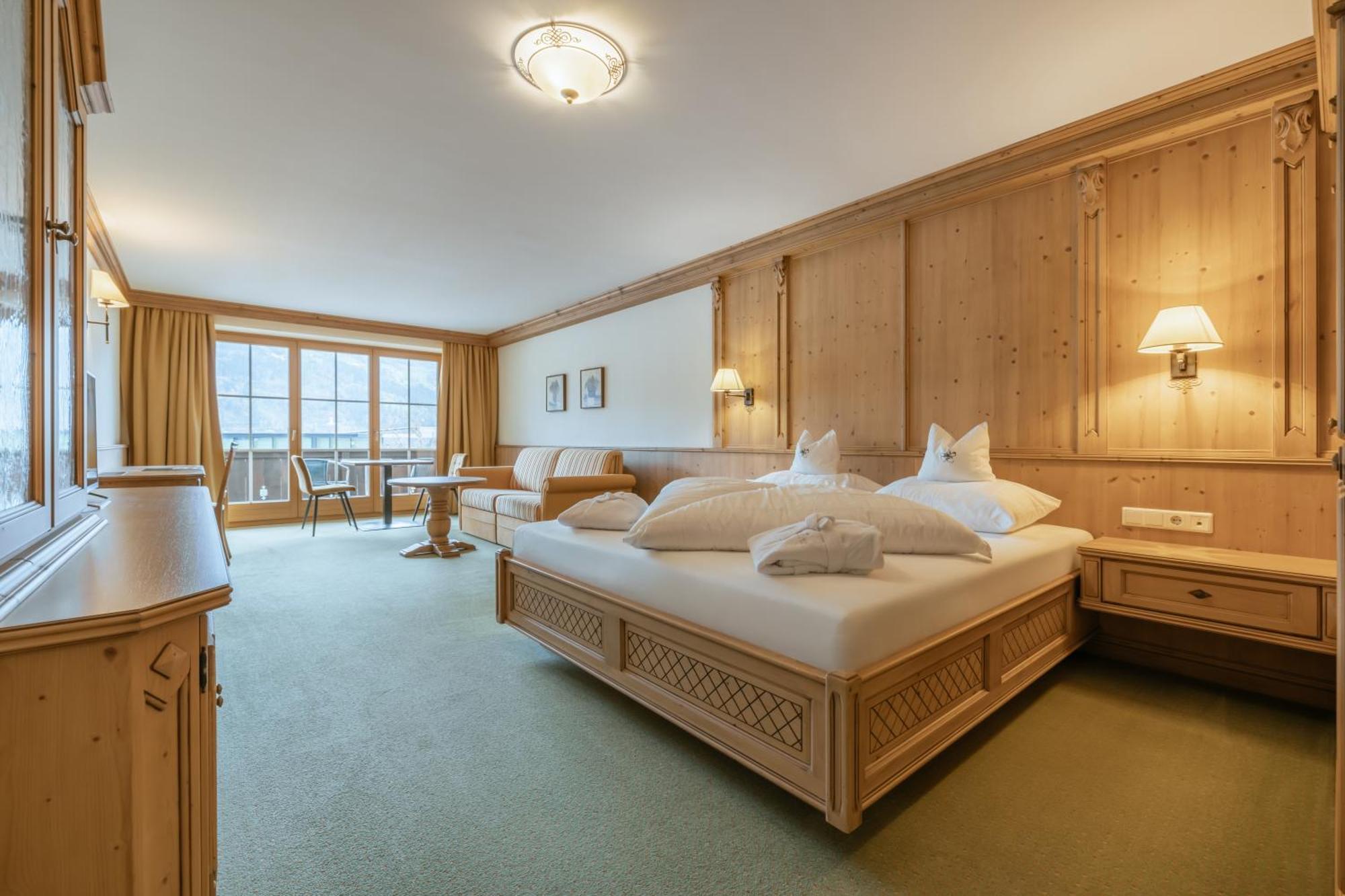 Kerschdorfer - Wohlfuehlhotel Garni - Adults Only Kaltenbach Exterior photo